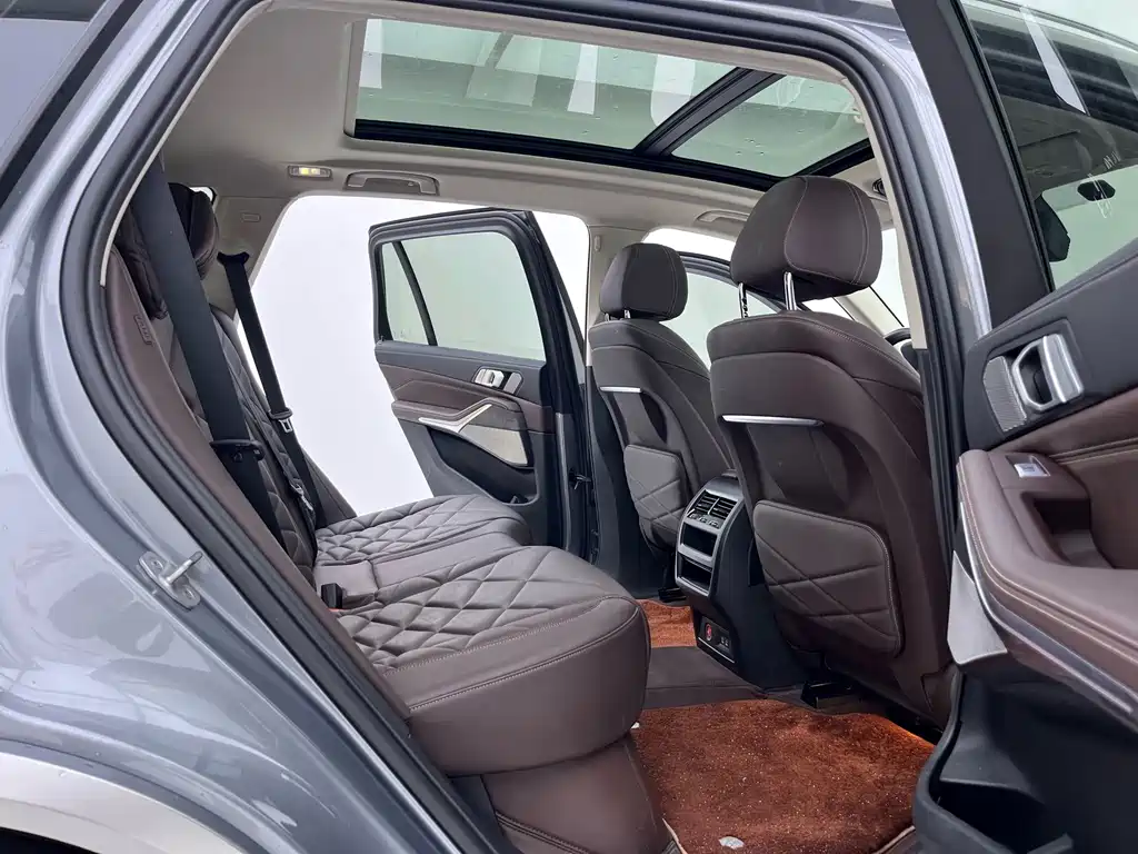 BMW X5 — миниатюра 9