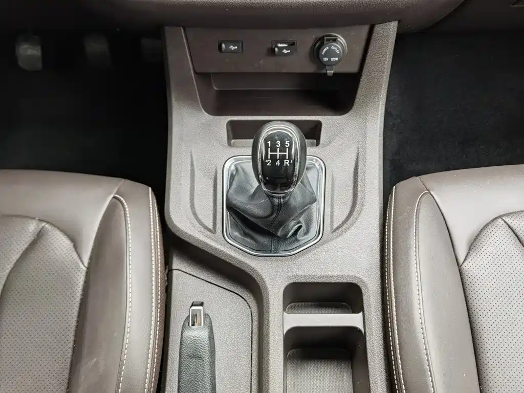 Dongfeng Ruisheng M7 2023 — фото 13