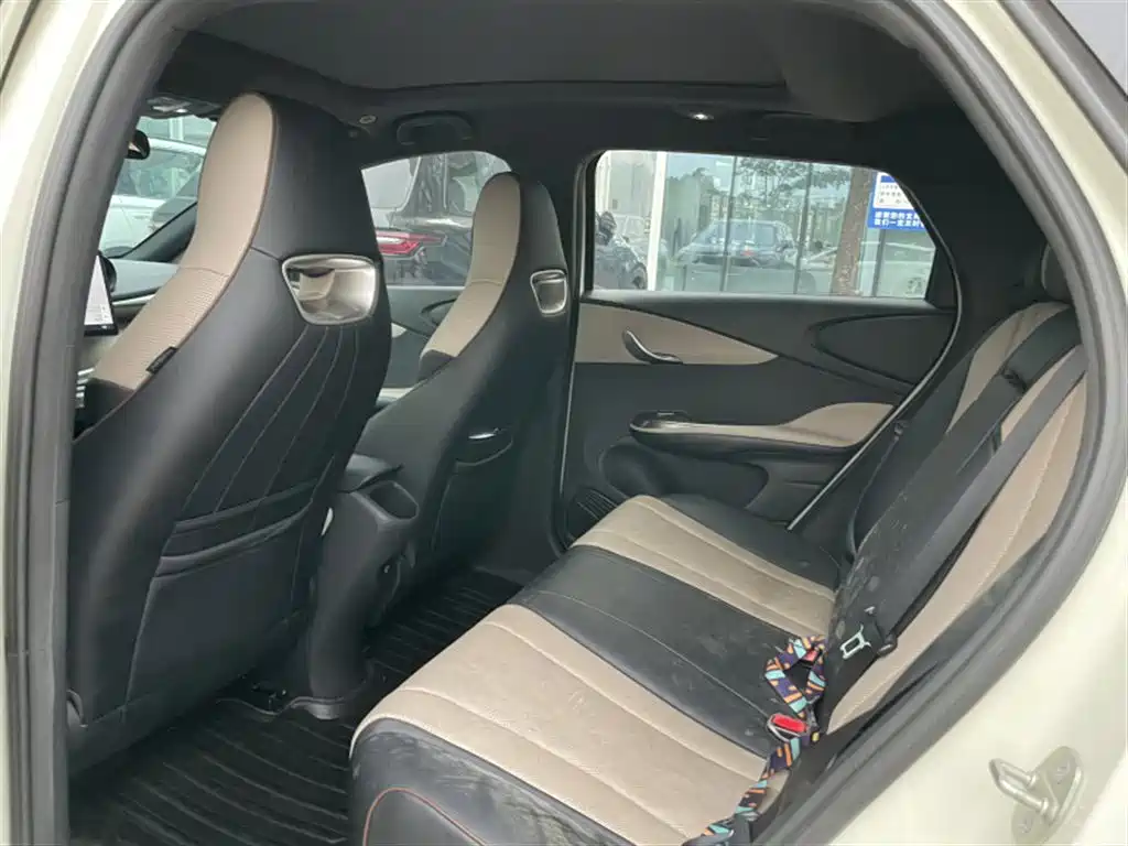 BYD Dolphin — миниатюра 5