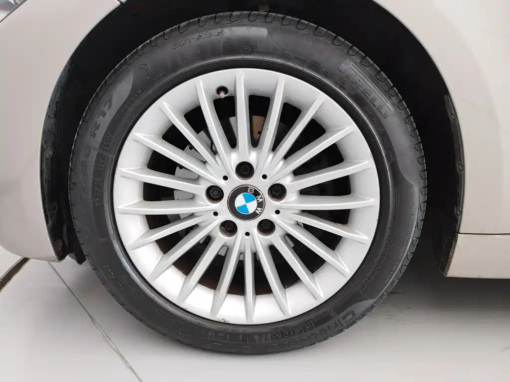 BMW 3 Series — миниатюра 10