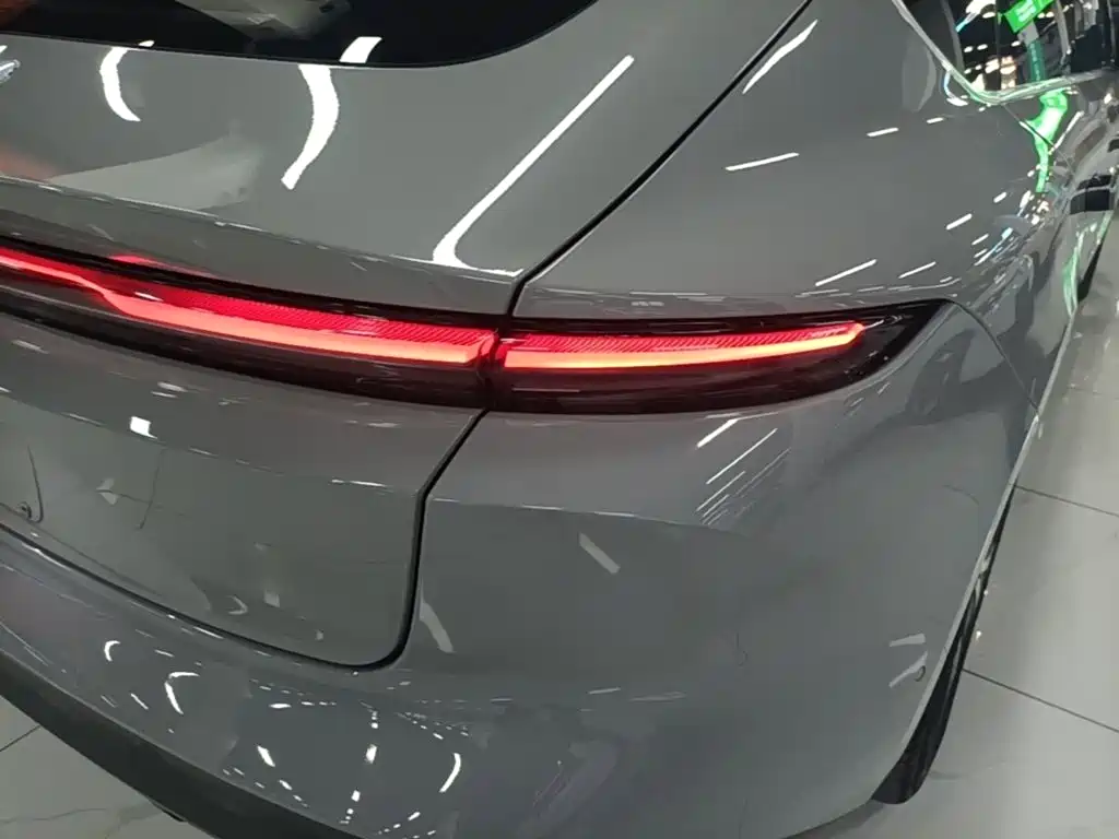 NIO ET5 — миниатюра 8