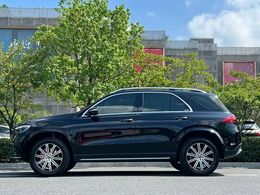 MERCEDES-BENZ  GLE