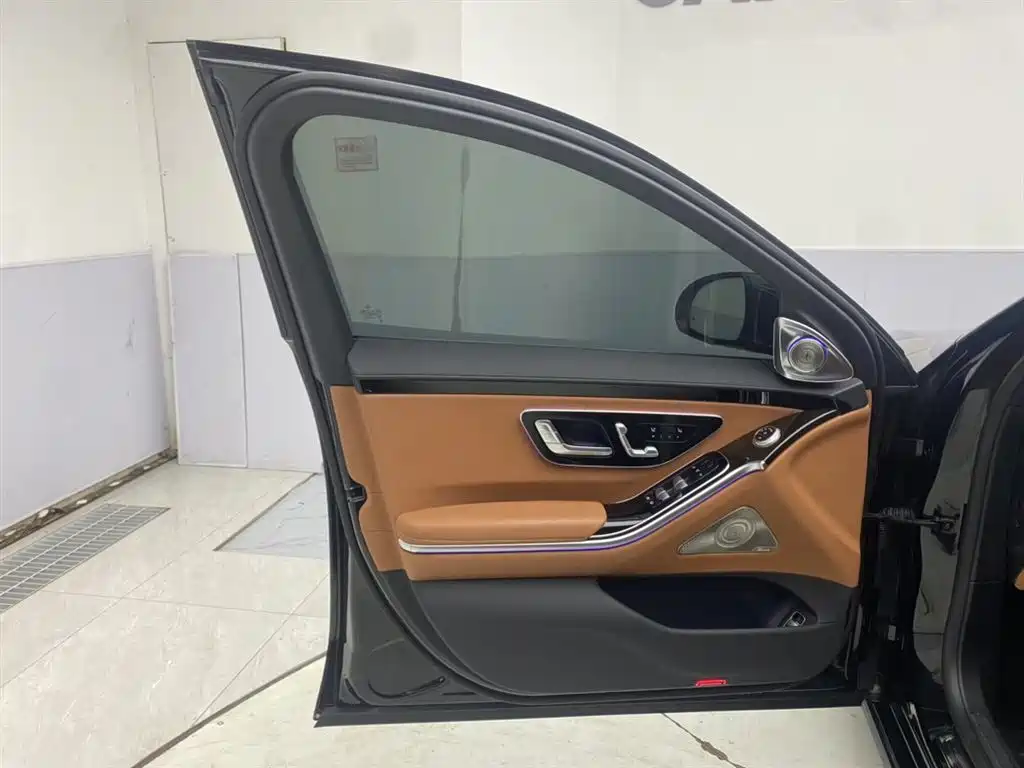 MERCEDES-BENZ S CLASS