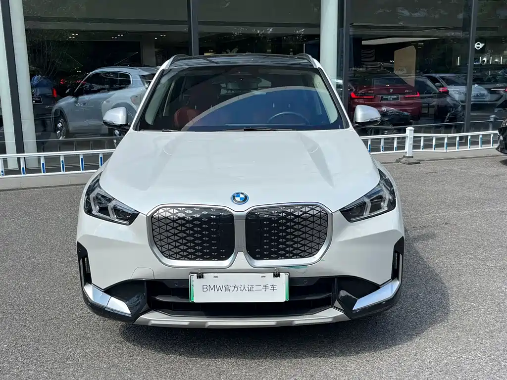 BMW iX1 — миниатюра 2