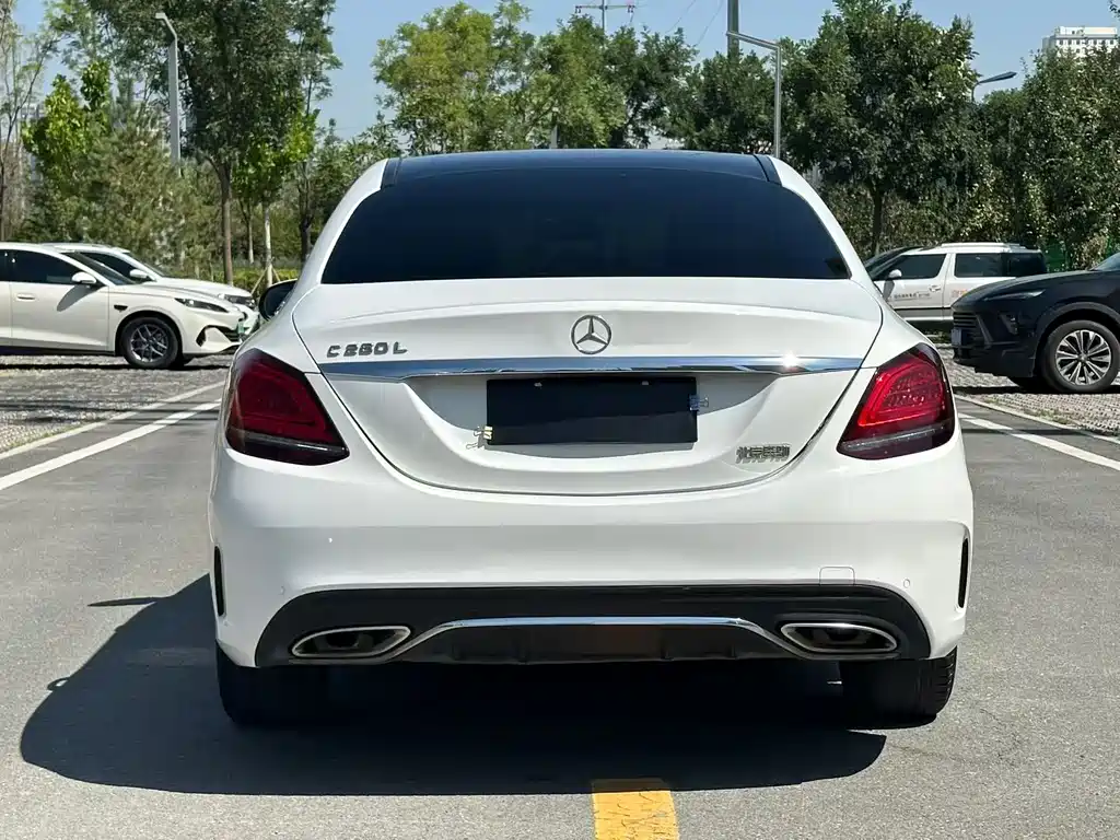Mercedes-Benz C-Class — миниатюра 5
