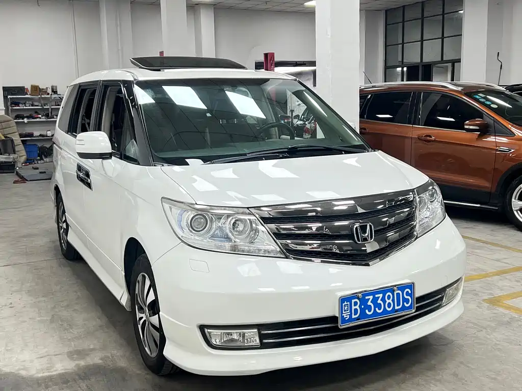 Honda Elysion — миниатюра 3