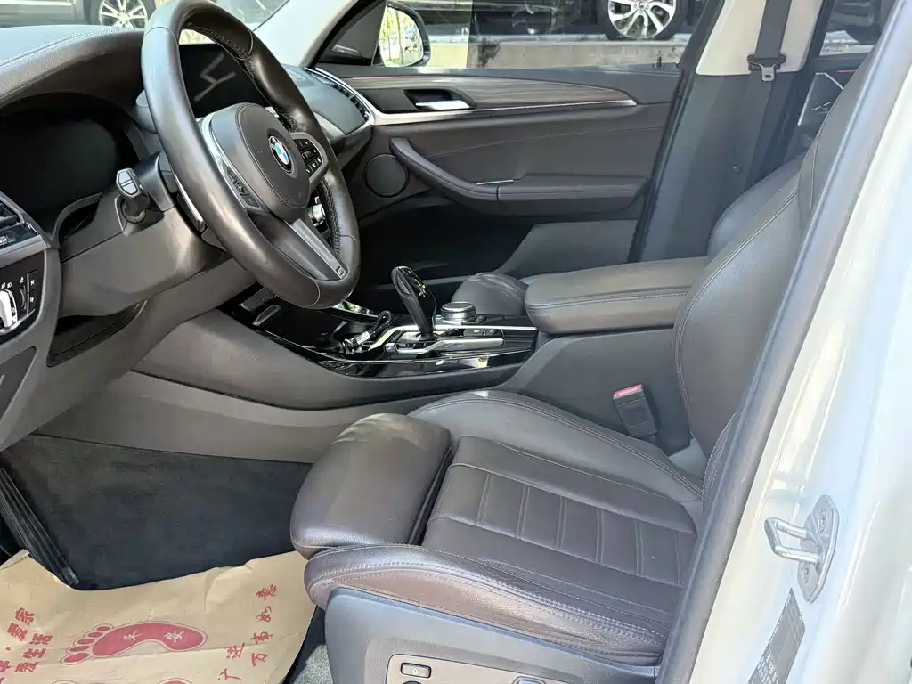 BMW X3 — миниатюра 13