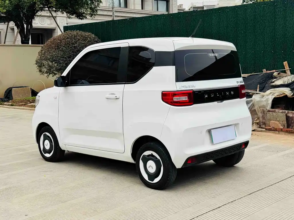 Wuling MINIEV — миниатюра 8