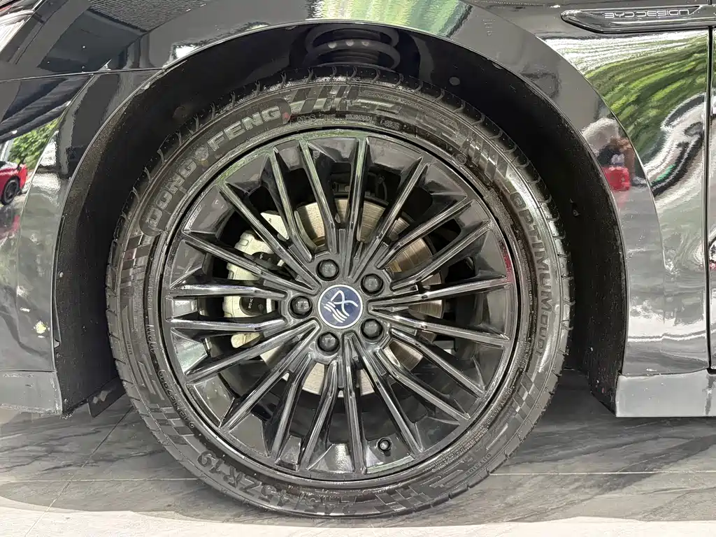 BYD Han — миниатюра 33