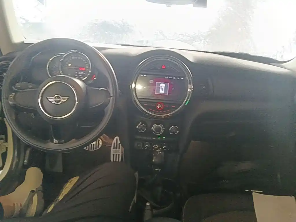 MINI Mini — миниатюра 10