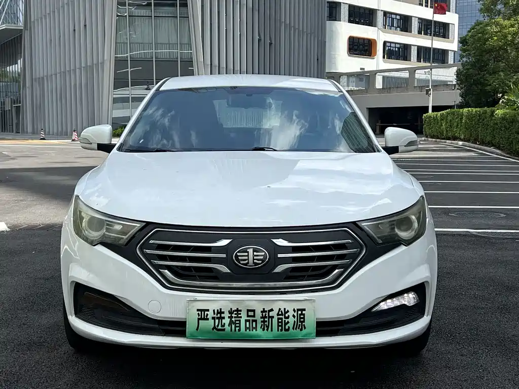 Bestune B30EV — миниатюра 2