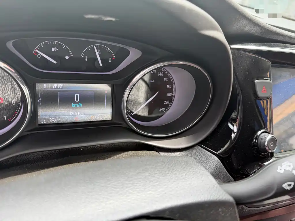 Buick Envision Plus — миниатюра 6