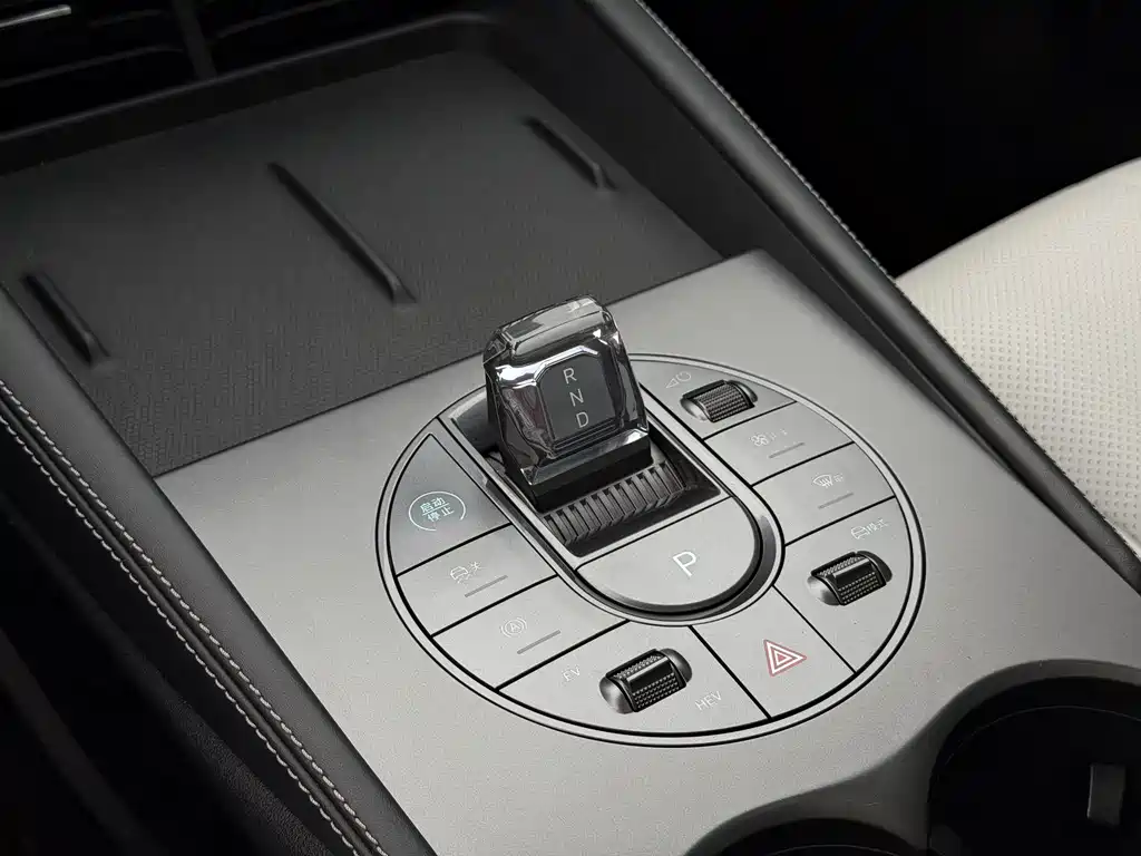 BYD Seal 06 — миниатюра 15