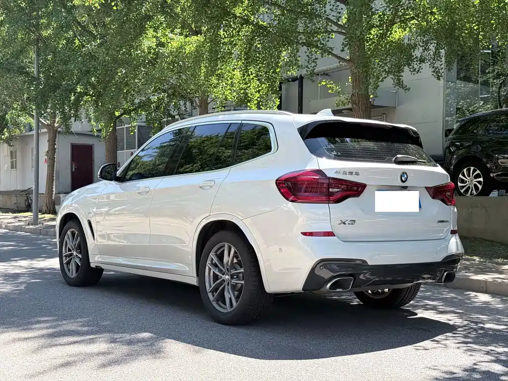BMW X3 — миниатюра 22
