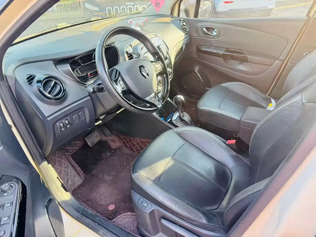 Renault Captur — миниатюра 7