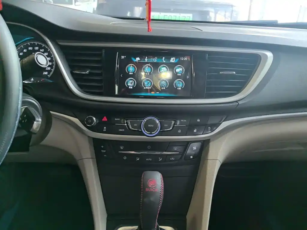 Buick Excelle — миниатюра 13