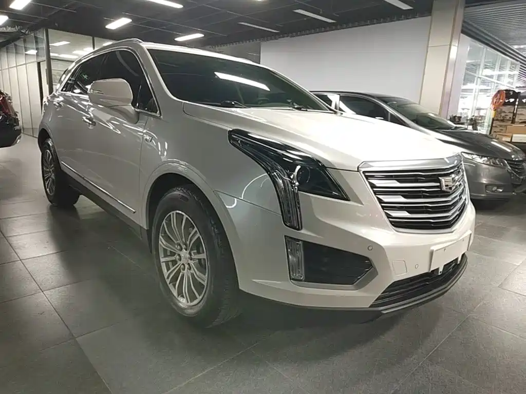 Cadillac XT5 — миниатюра 4