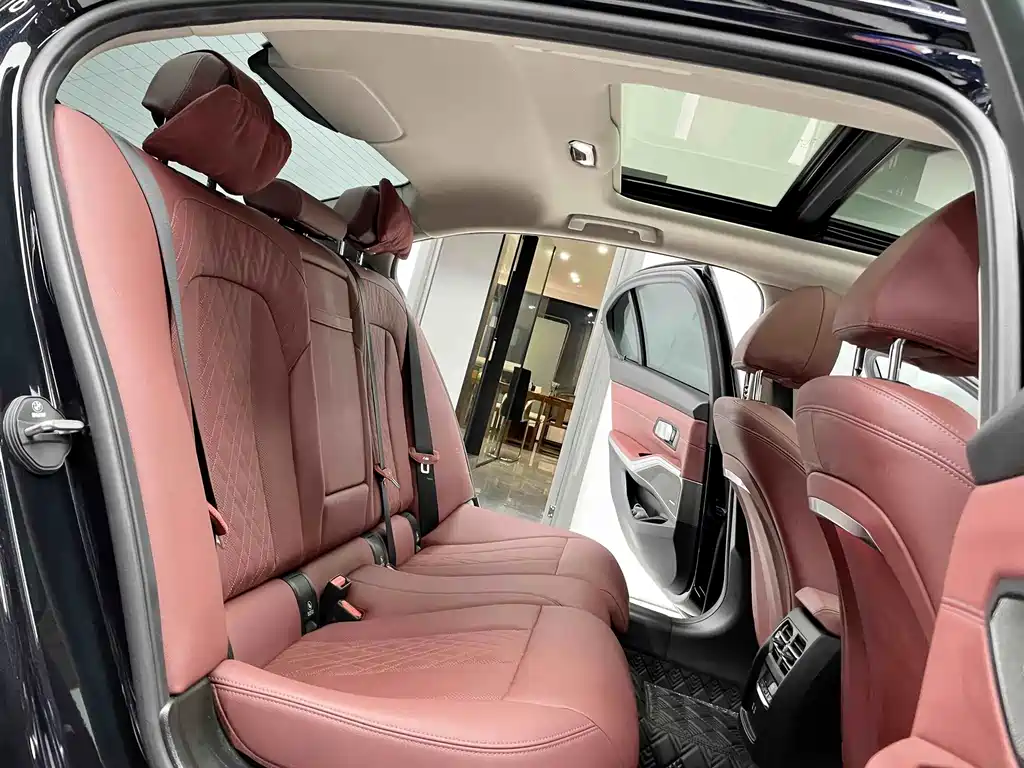 BMW 3 Series — миниатюра 5