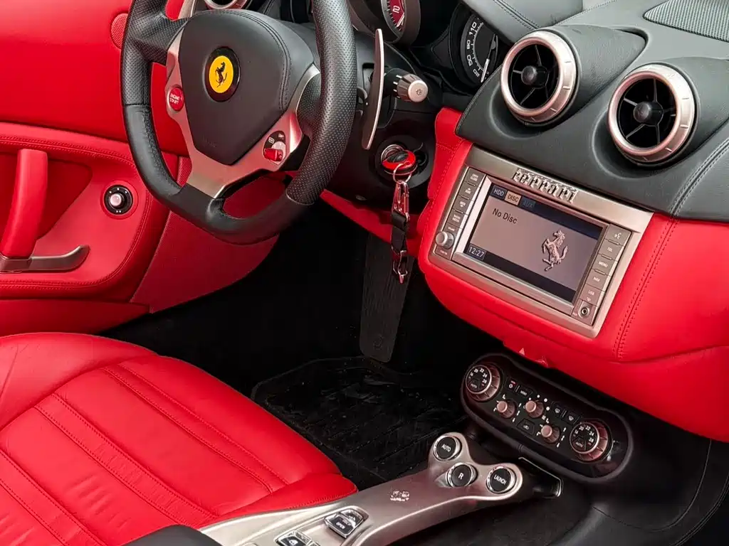 Ferrari California T 2009 4.3L