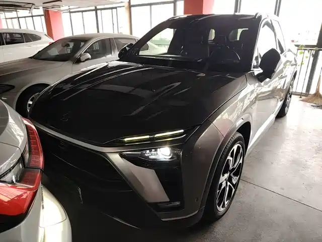 2021 Nio ES8