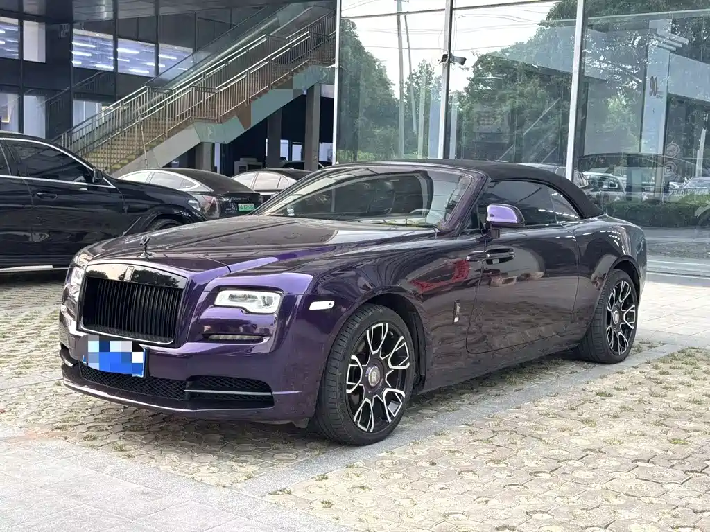 Купить Rolls-Royce Dawn