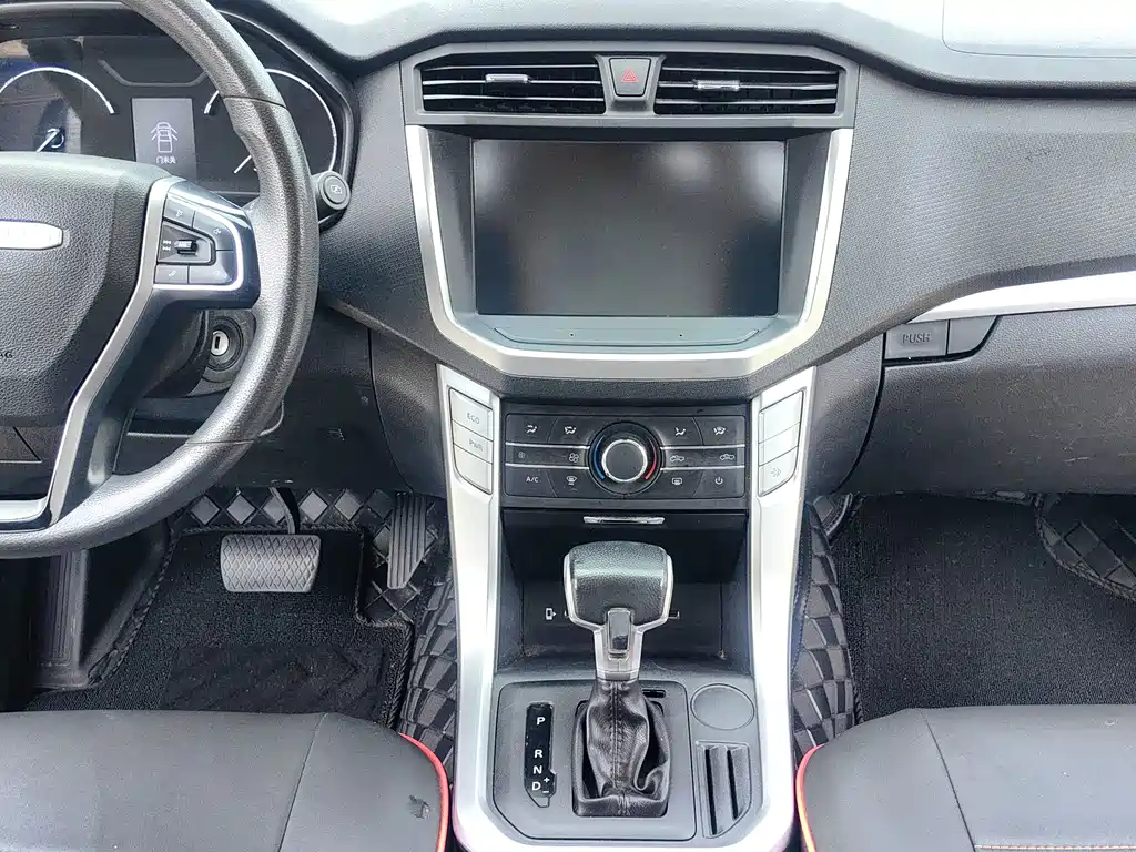MAXUS T70 — миниатюра 11