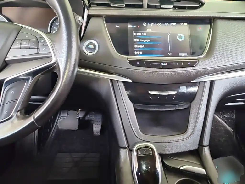 Cadillac XT5 — миниатюра 10