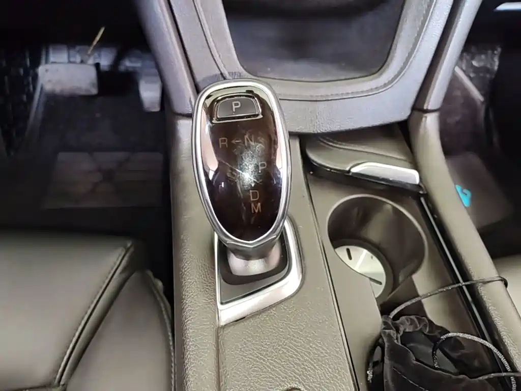 Cadillac XT5 — миниатюра 14