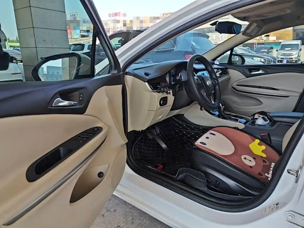 Buick Verano — миниатюра 16