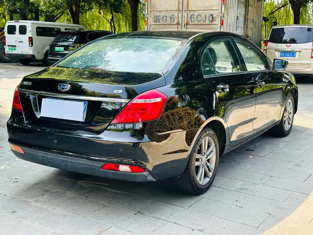 Geely Emgrand — миниатюра 9