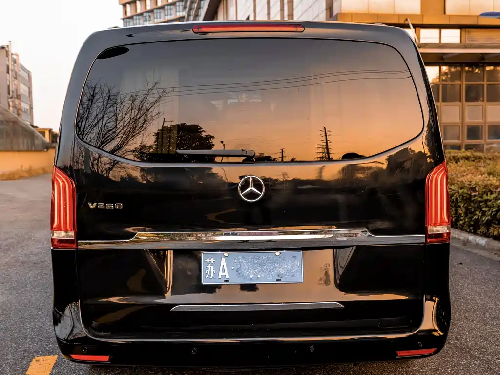 MERCEDES-BENZ V CLASS