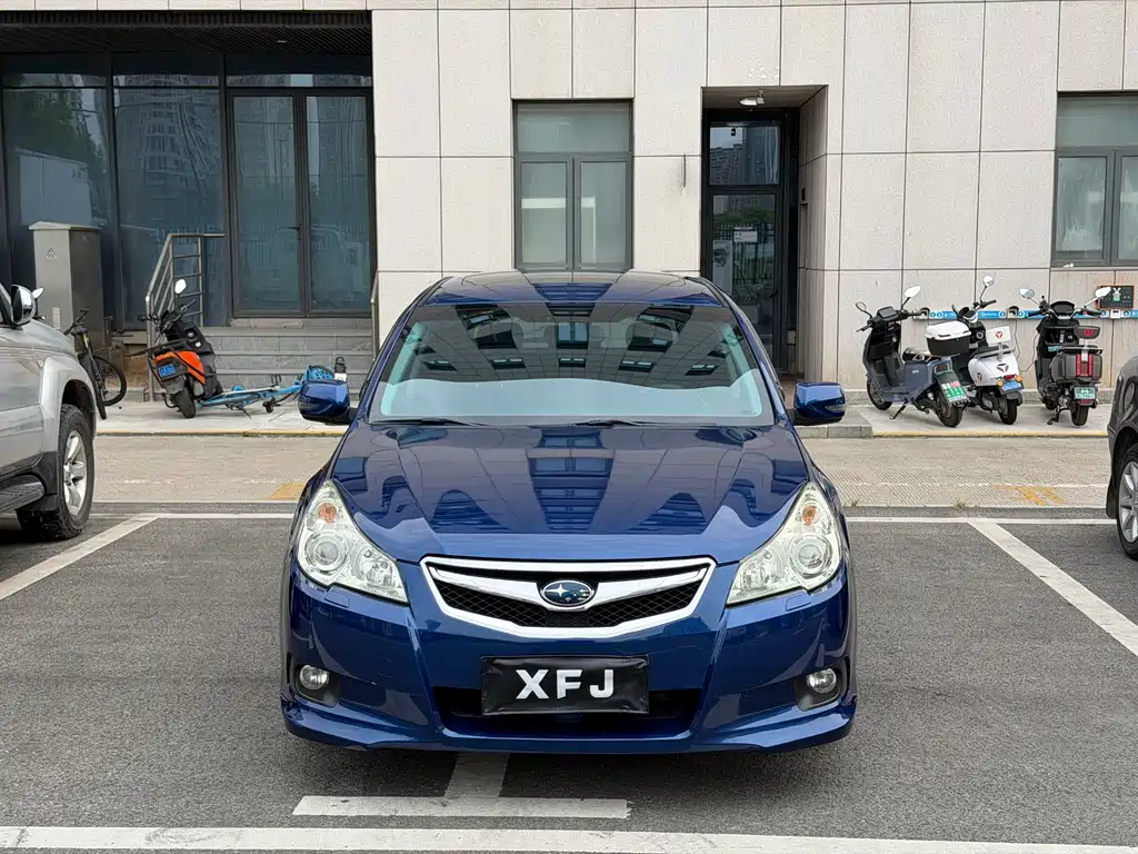 Subaru Legacy 2011