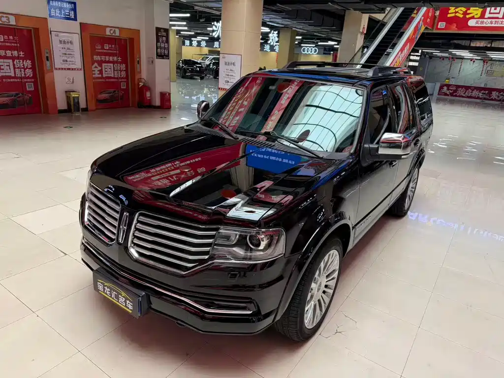 LINCOLN NAVIGATOR