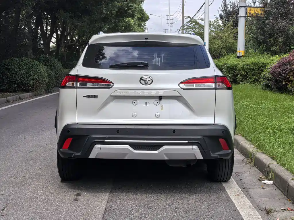 Toyota Corolla Cross — миниатюра 6