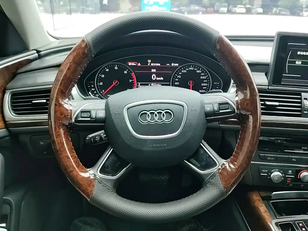 Audi A6L — миниатюра 11