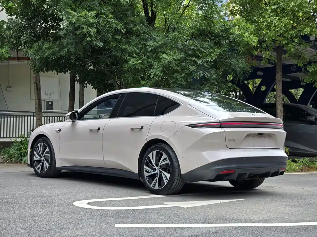 NIO ET5 — миниатюра 8