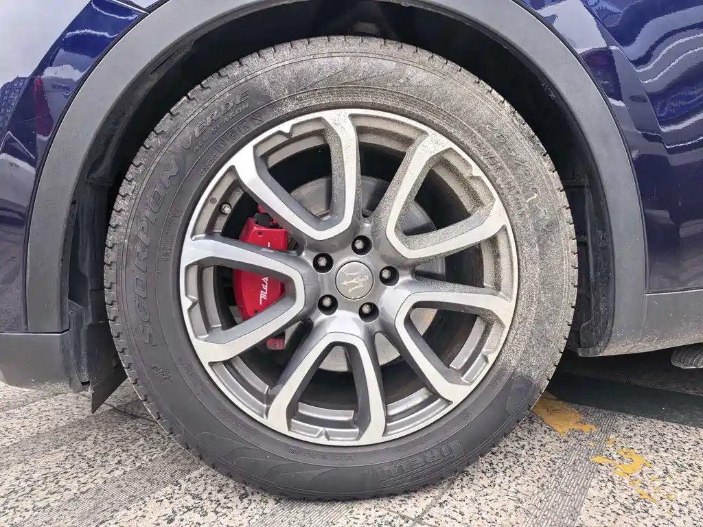 Maserati Levante — миниатюра 6