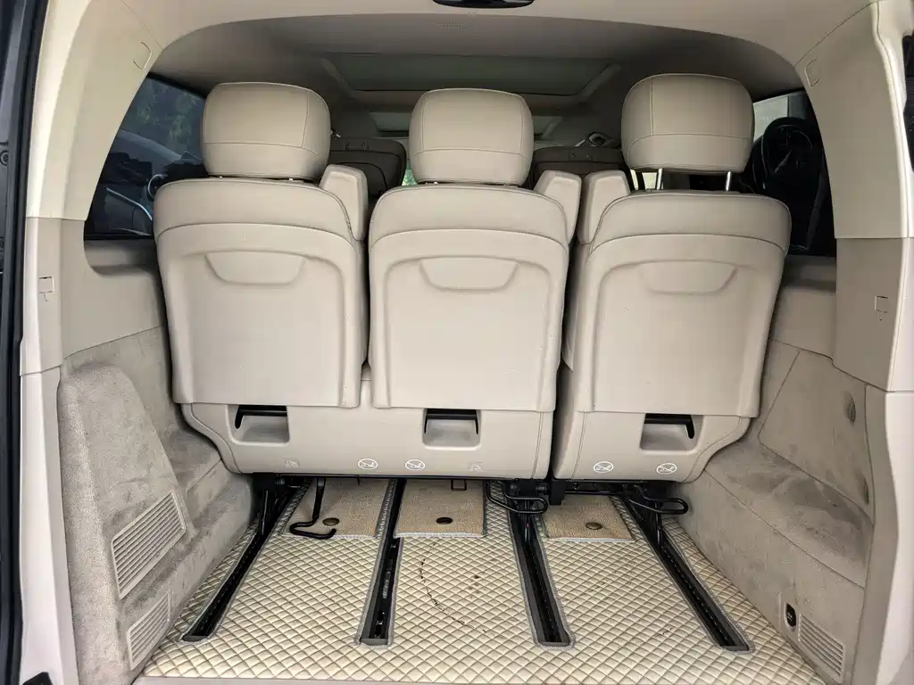 MERCEDES-BENZ V CLASS