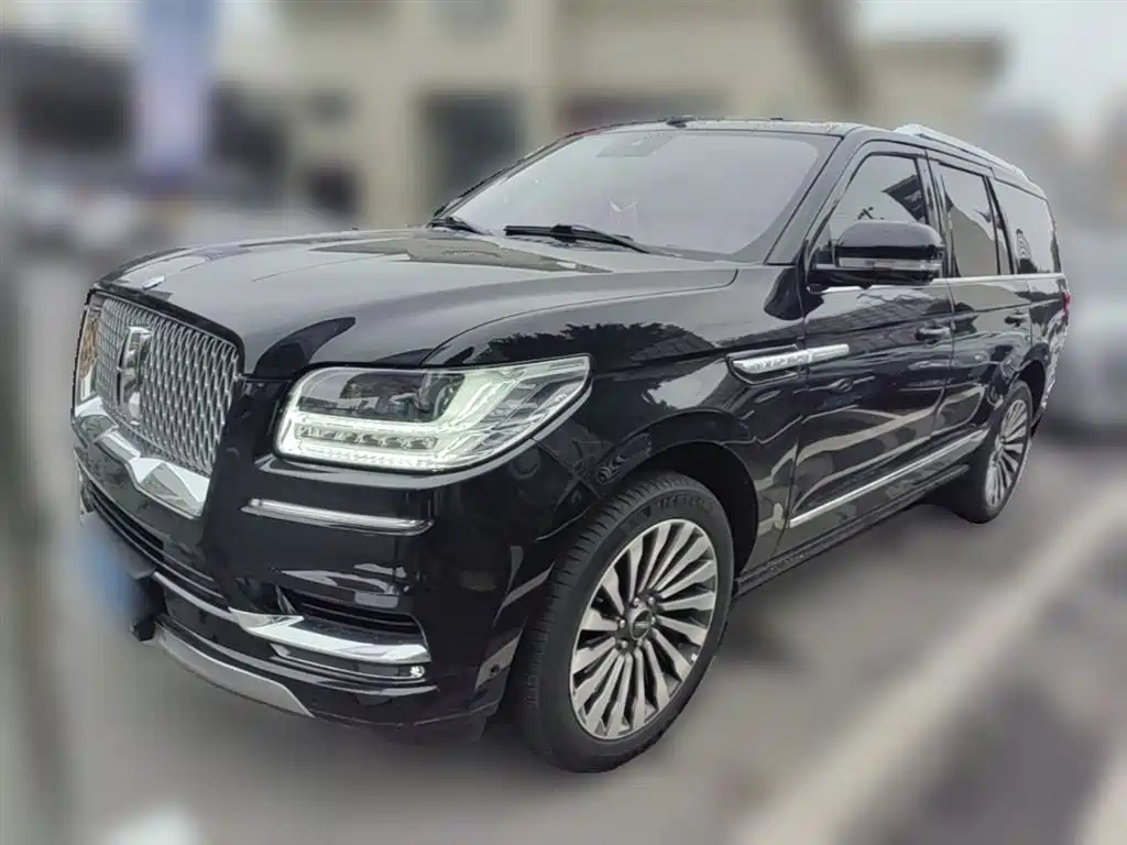 Lincoln Navigator 2021