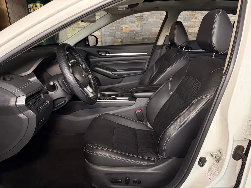 Nissan Teana — миниатюра 5