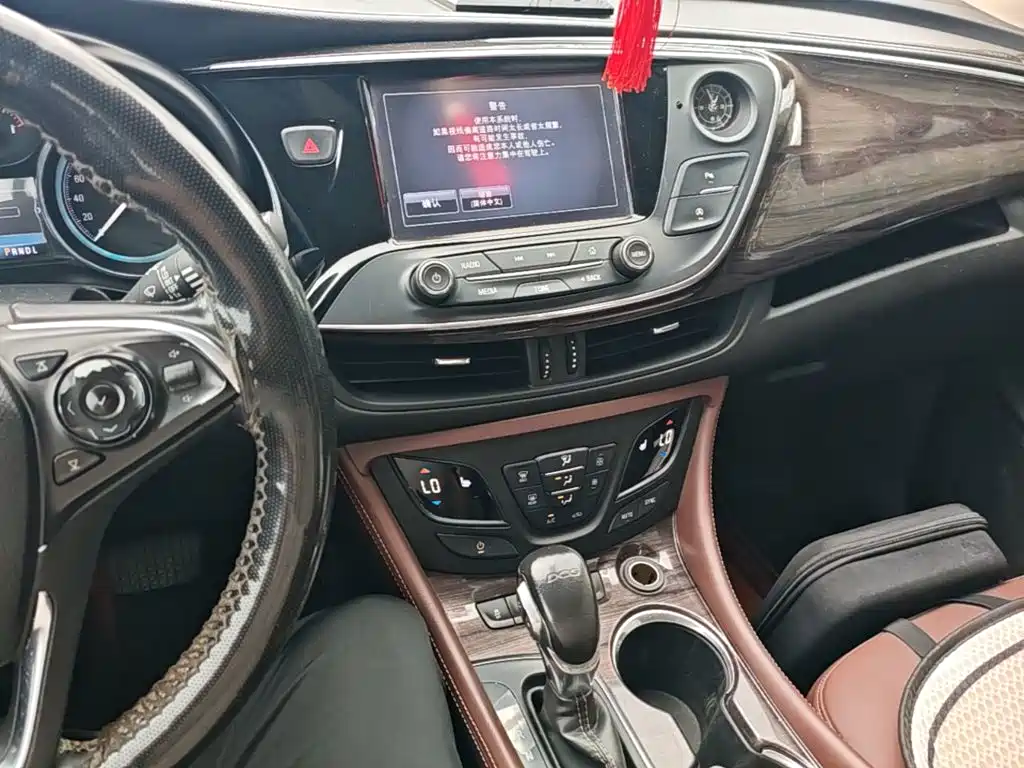 Buick Envision Plus — миниатюра 13