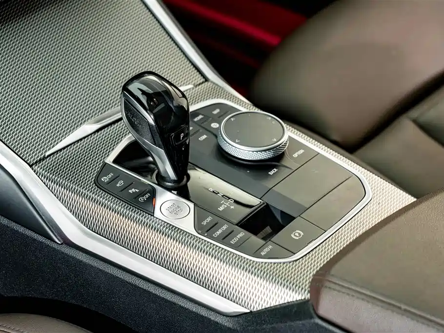 BMW 3 Series — миниатюра 13