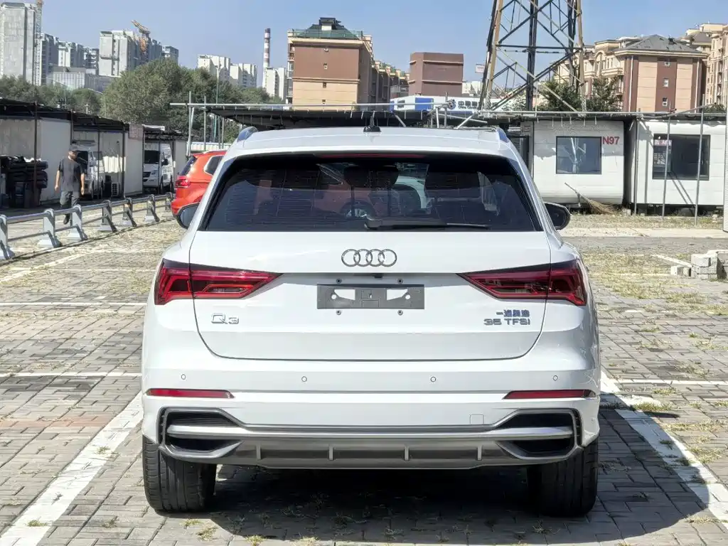 Audi Q3 — миниатюра 8