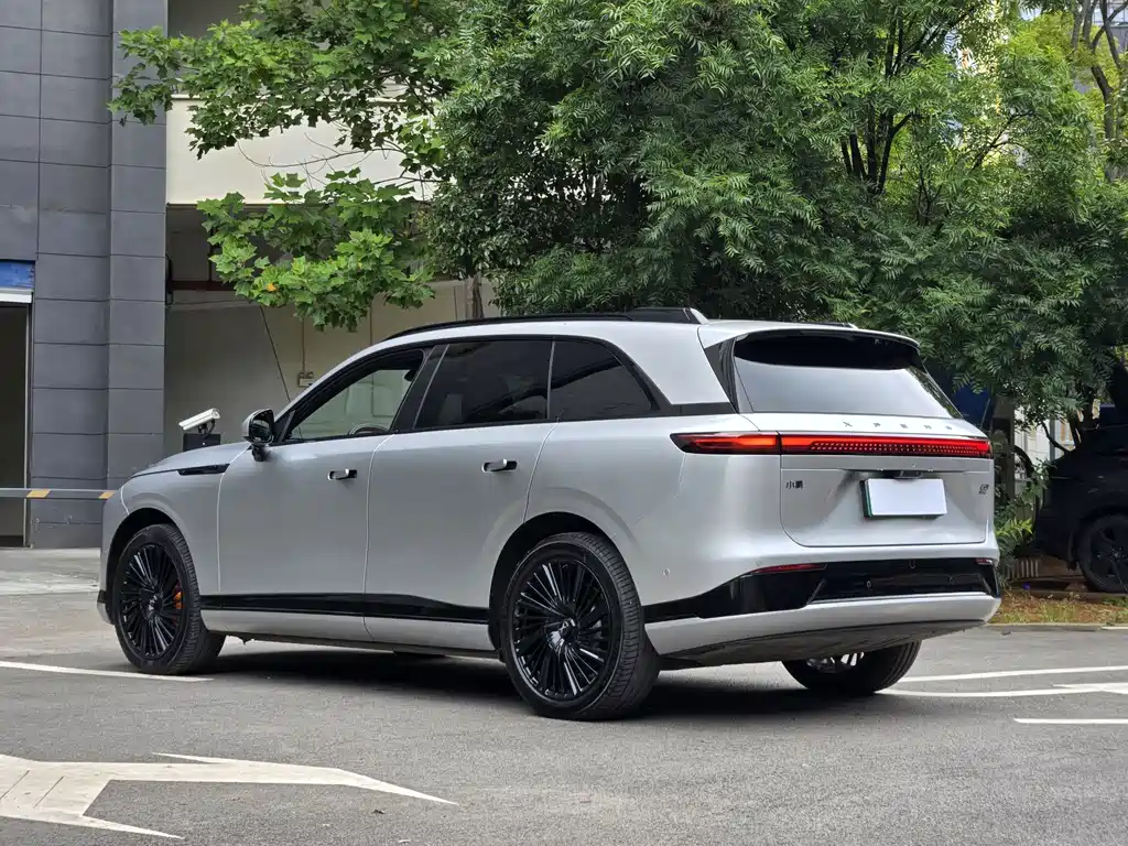 XPeng G9 — миниатюра 6