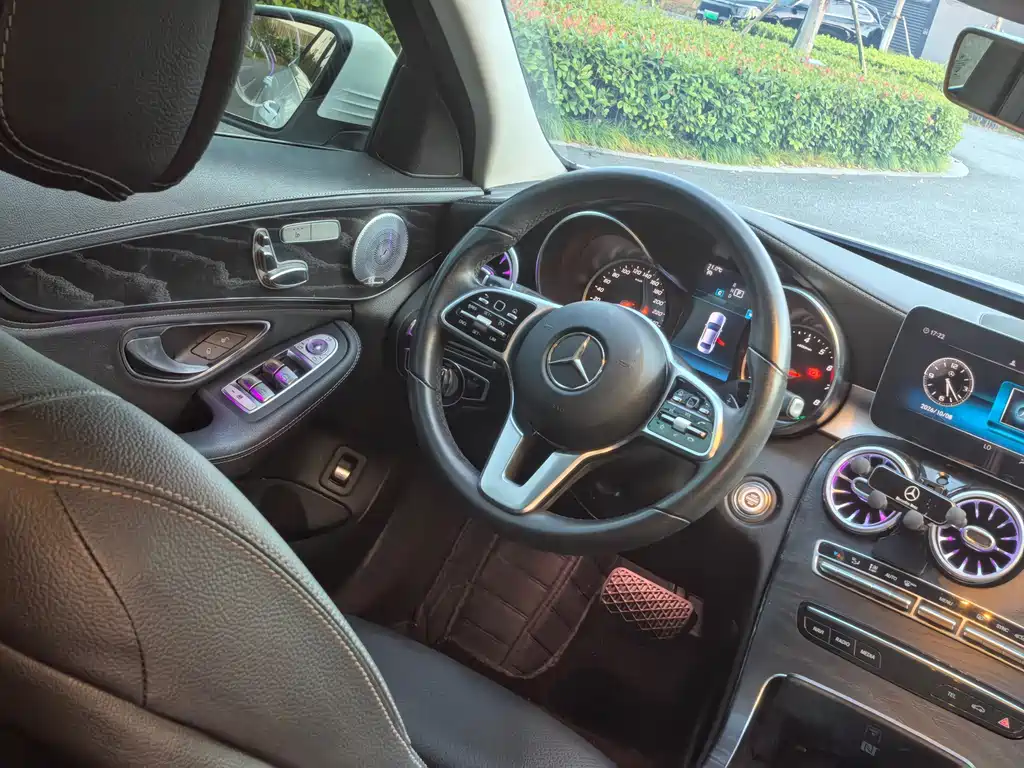 Mercedes-Benz C-Class — миниатюра 14