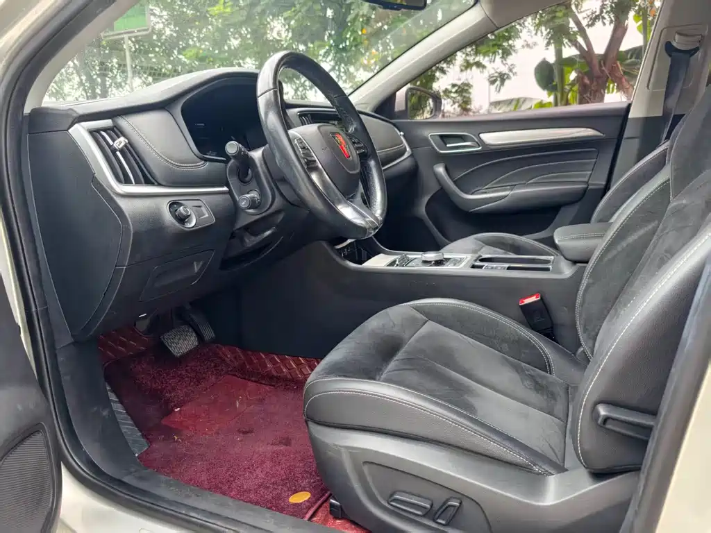 Roewe i6 New Energy - фото 8