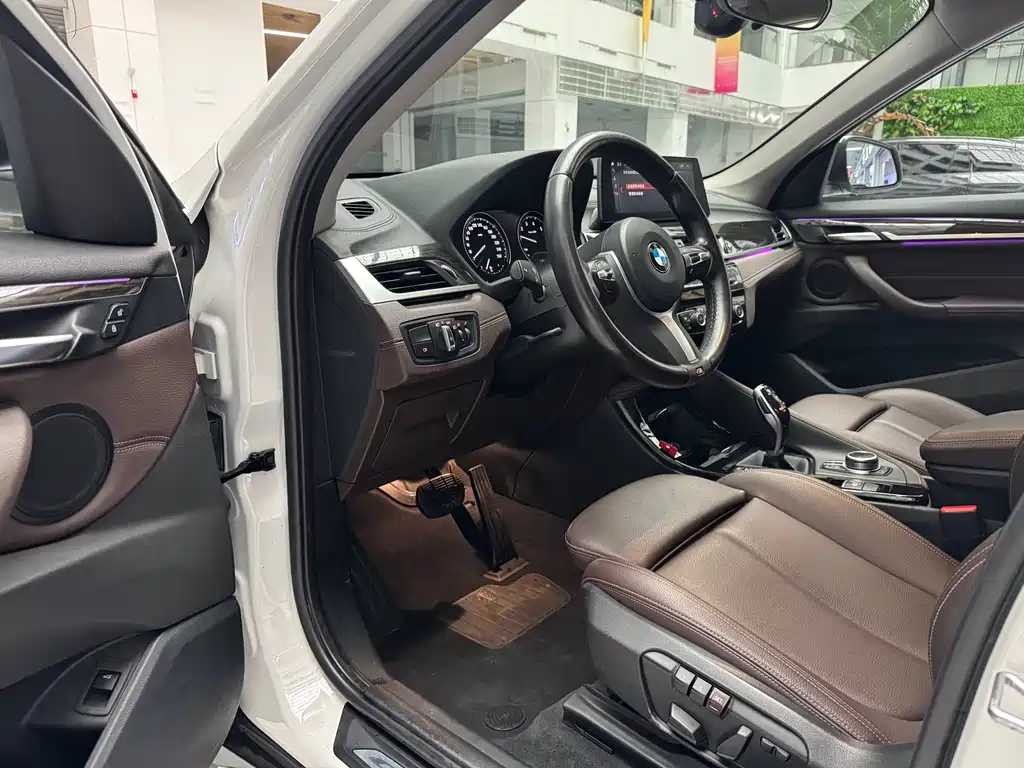 BMW X1 2020 xDrive25Li Premium