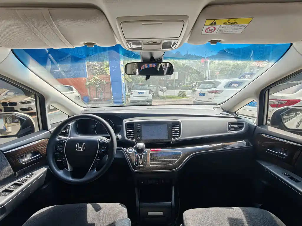Honda Odyssey — миниатюра 7