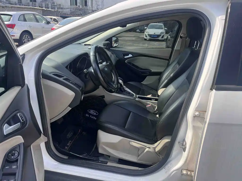 Ford Focus — миниатюра 7