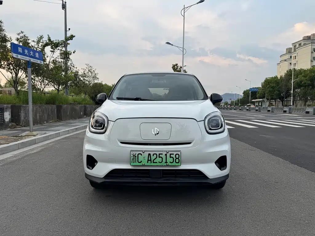 Leapmotor Leapmotor T03 — миниатюра 2
